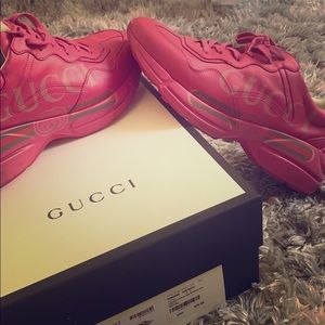 Gucci Sneakers